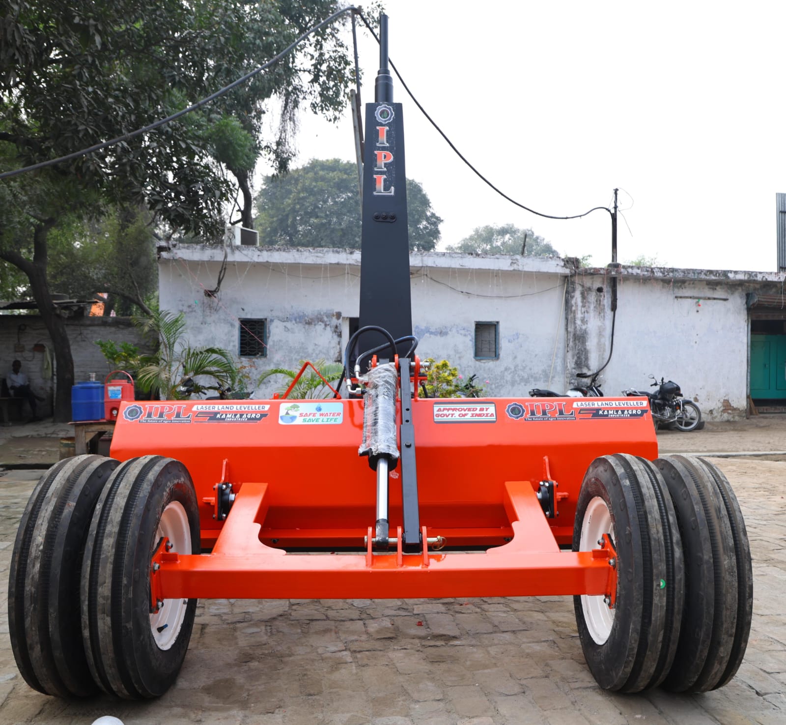 Laser Land Leveller — Double Axle Four Tyre