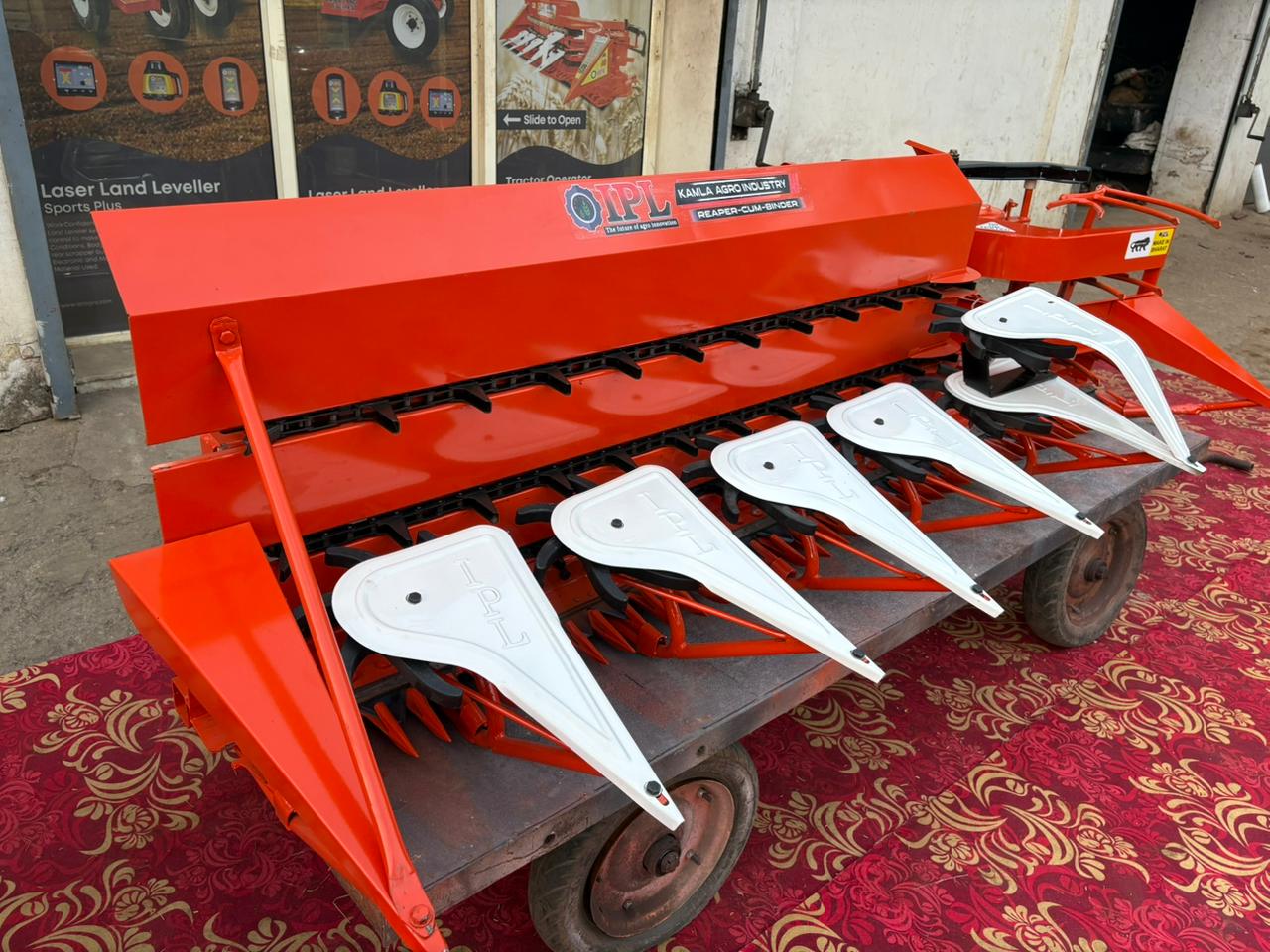 Reaper Cum Binder